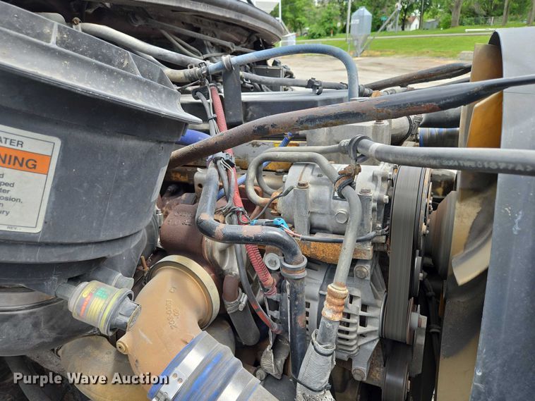 image for item EM7428 2005 Freightliner Business Class M2 fertilizer delivery truck