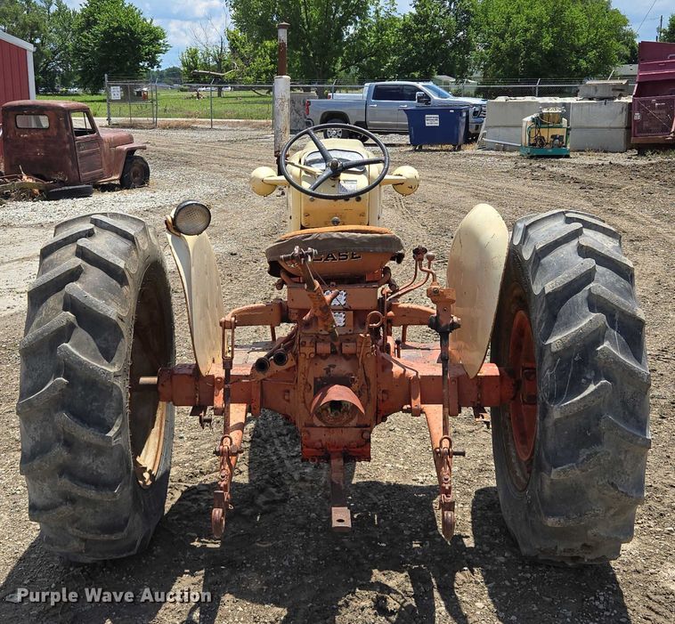 image for item EM7441 Case 300 tractor