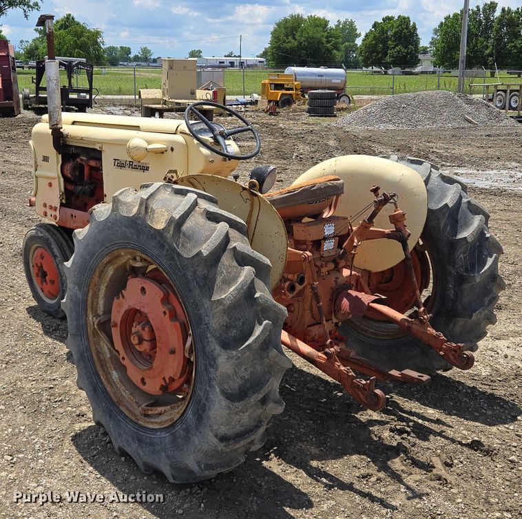 image for item EM7441 Case 300 tractor