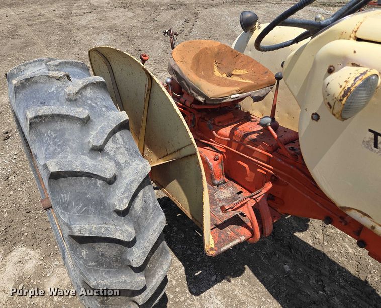 image for item EM7441 Case 300 tractor