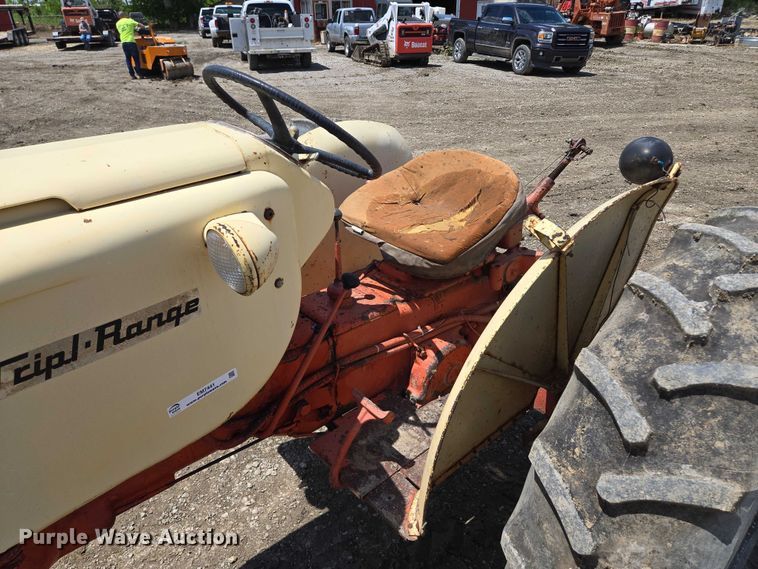 image for item EM7441 Case 300 tractor