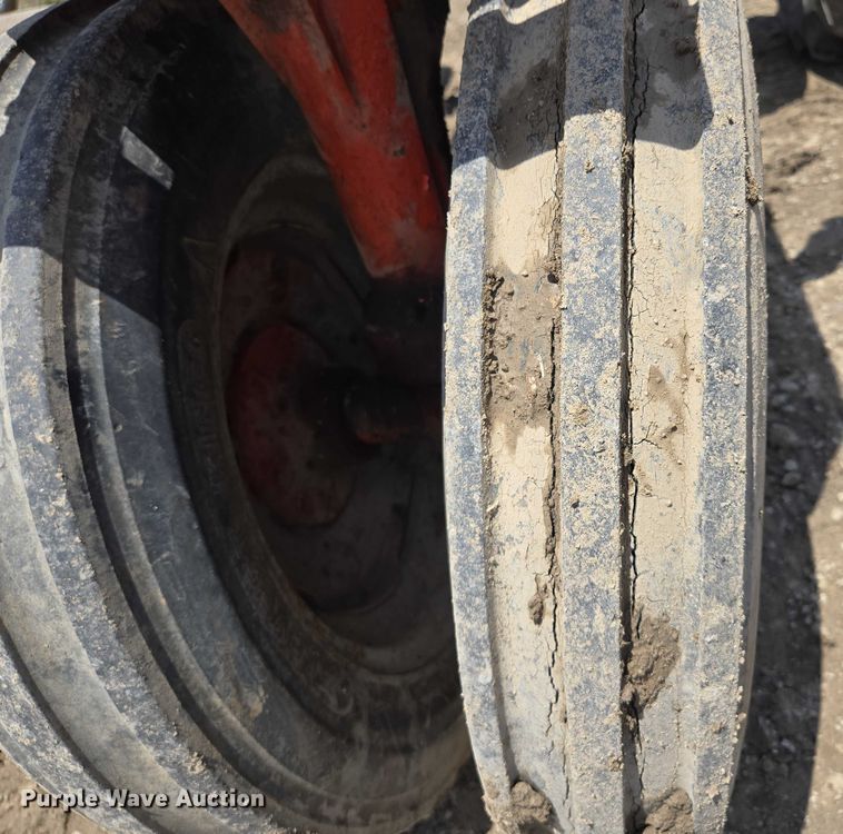 image for item EM7441 Case 300 tractor