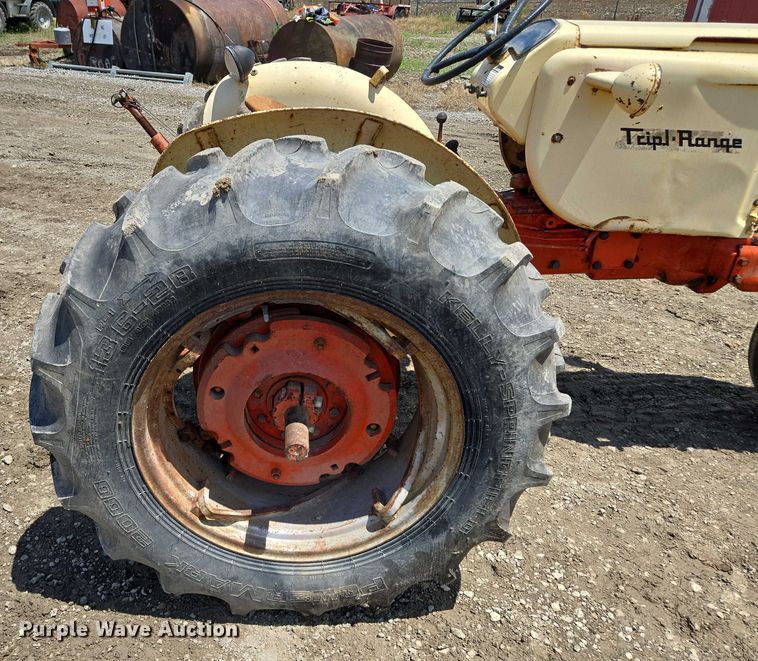 image for item EM7441 Case 300 tractor