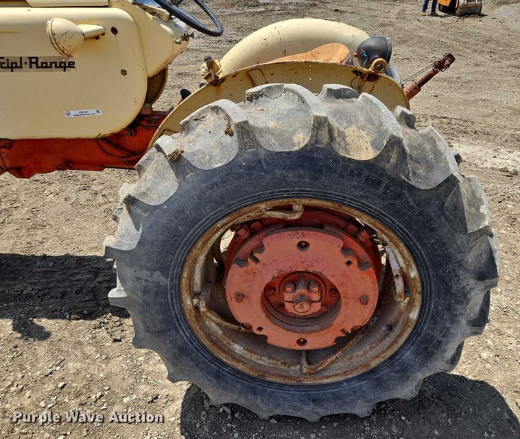 image for item EM7441 Case 300 tractor