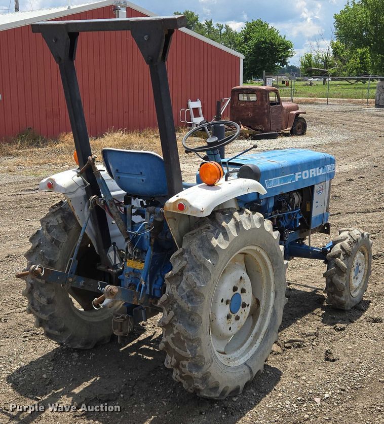image for item EM7442 Ford 1510 MFWD tractor