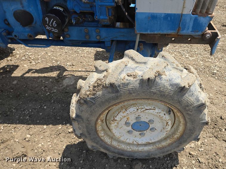 image for item EM7442 Ford 1510 MFWD tractor