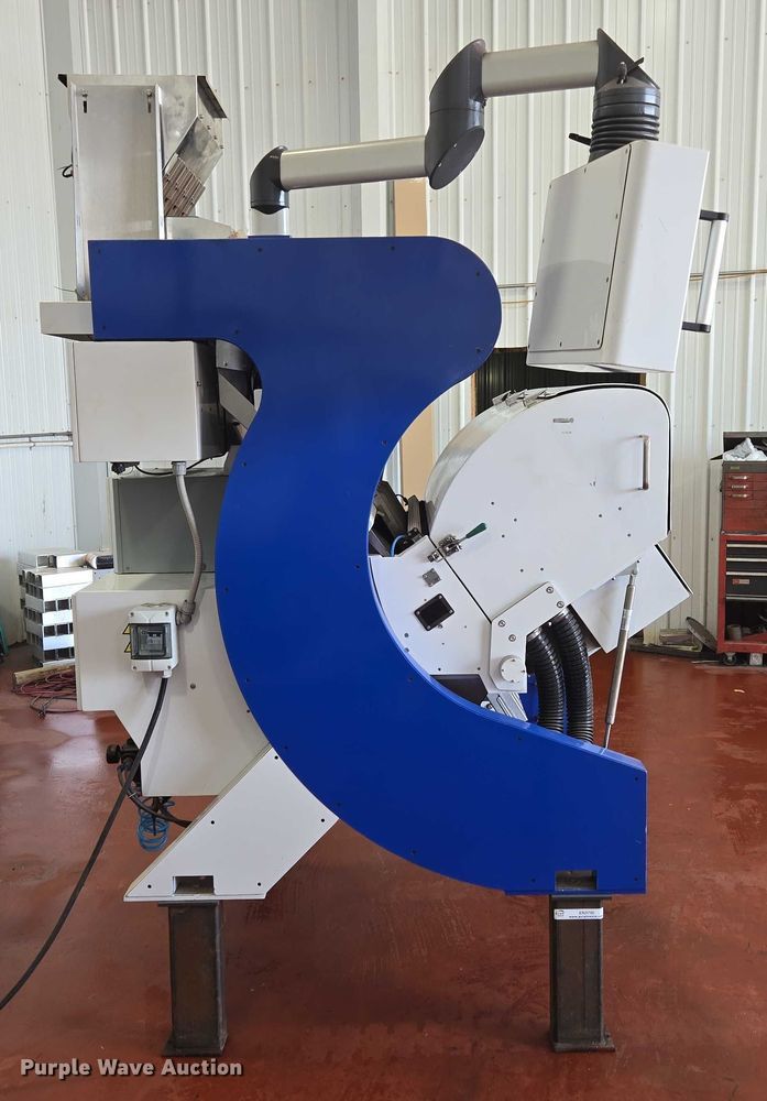 image for item EN3700 Satake EVO-IR-400 pecan color sorter