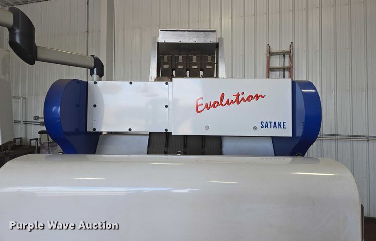 image for item EN3700 Satake EVO-IR-400 pecan color sorter