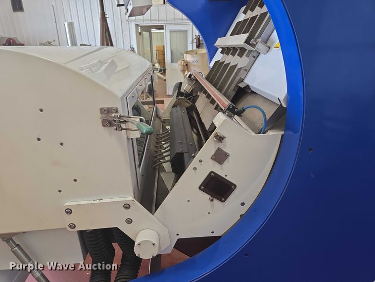 image for item EN3700 Satake EVO-IR-400 pecan color sorter