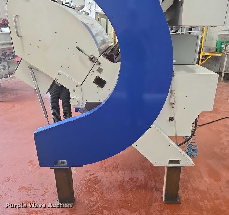 image for item EN3700 Satake EVO-IR-400 pecan color sorter