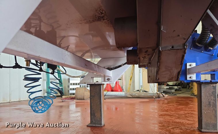 image for item EN3700 Satake EVO-IR-400 pecan color sorter