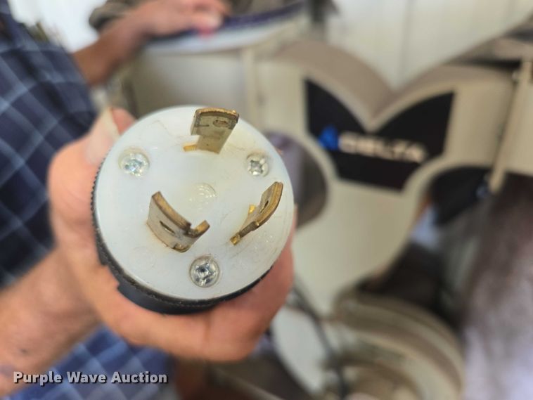 image for item EN3700 Satake EVO-IR-400 pecan color sorter