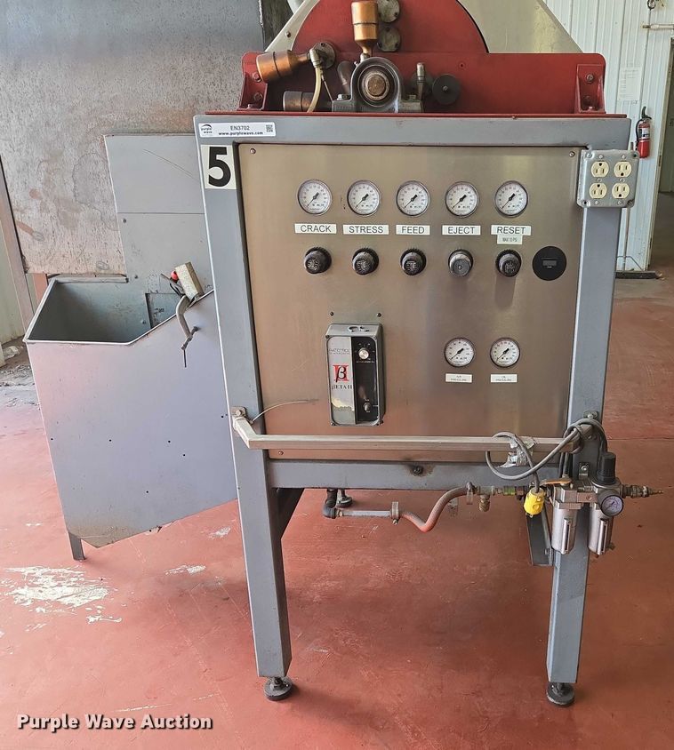 image for item EN3702 Quantz rotary cracker