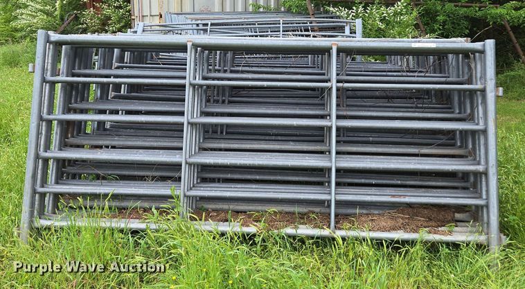 image for item EN3713 Livestock panels