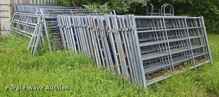 image for item EN3713 Livestock panels