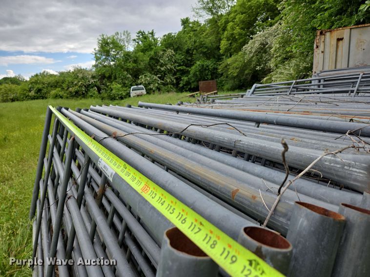 image for item EN3713 Livestock panels