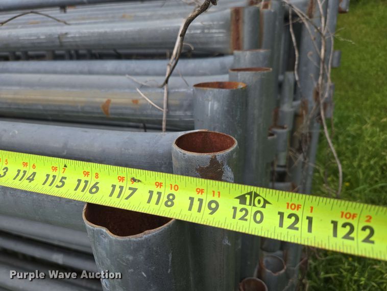 image for item EN3713 Livestock panels