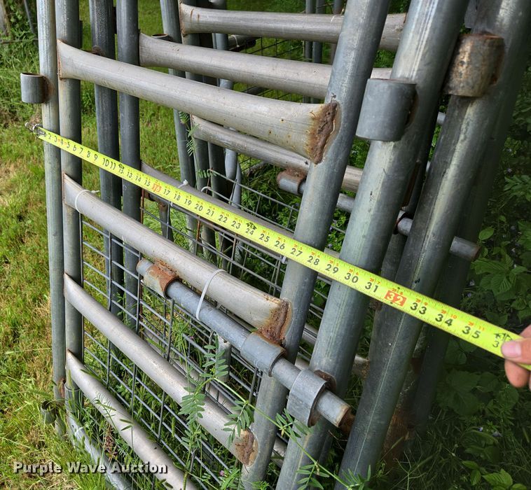 image for item EN3713 Livestock panels