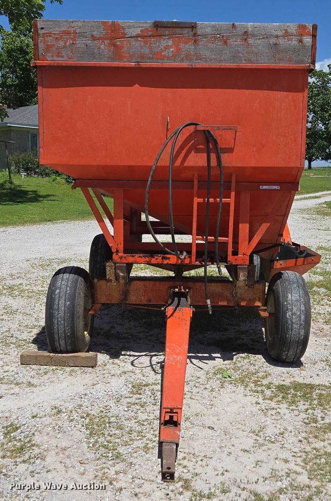 image for item EN3757 Grain cart
