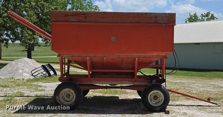 image for item EN3757 Grain cart