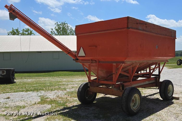 image for item EN3757 Grain cart