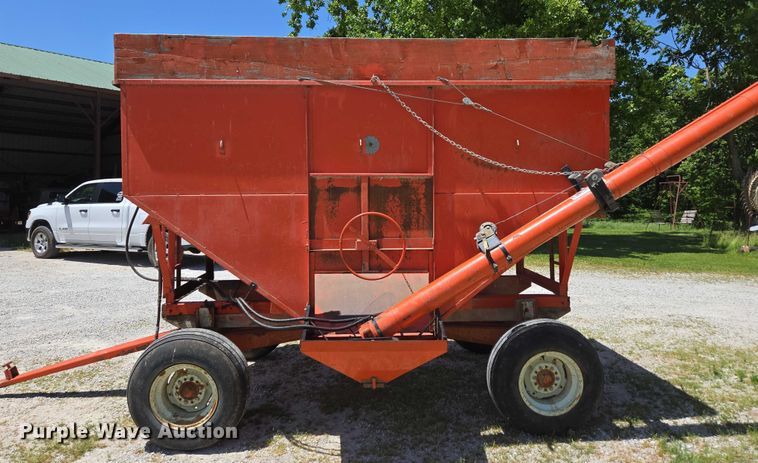 image for item EN3757 Grain cart