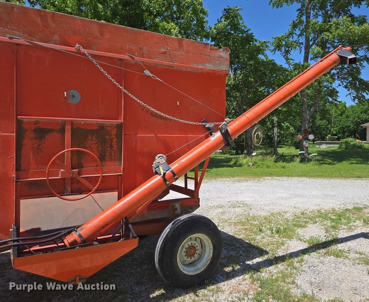 image for item EN3757 Grain cart