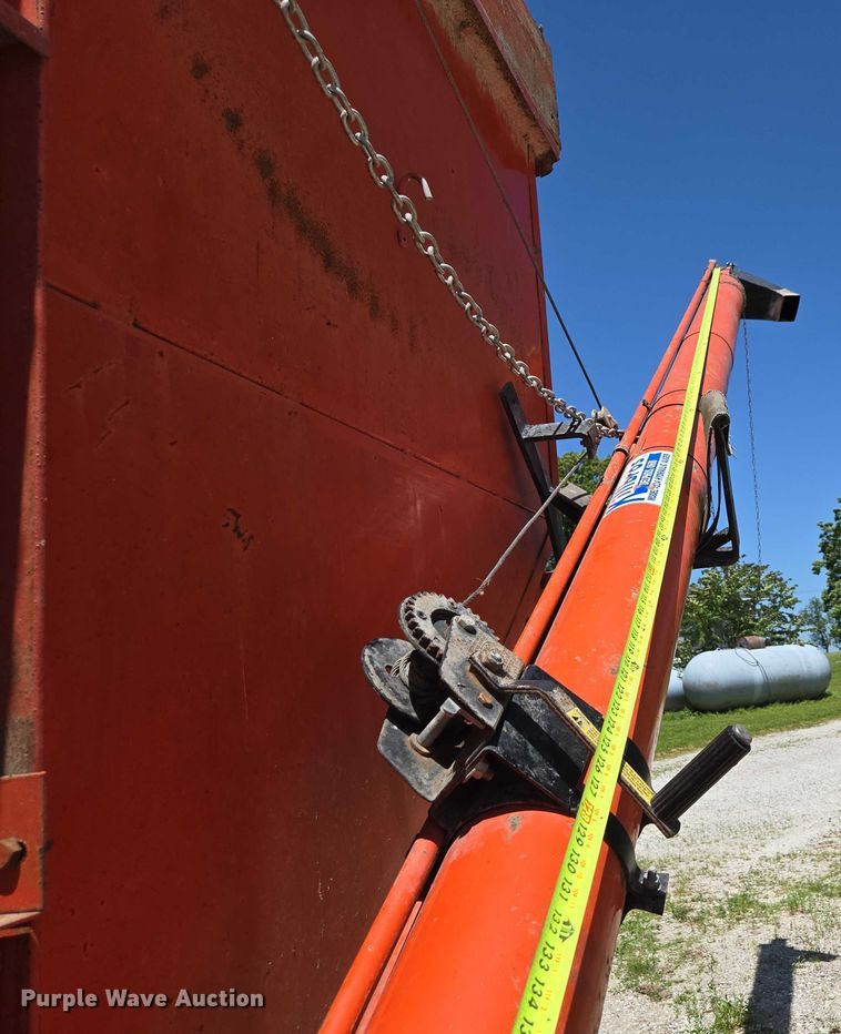 image for item EN3757 Grain cart