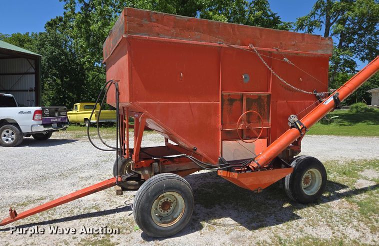 image for item EN3757 Grain cart