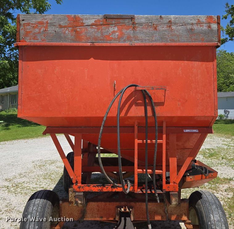 image for item EN3757 Grain cart