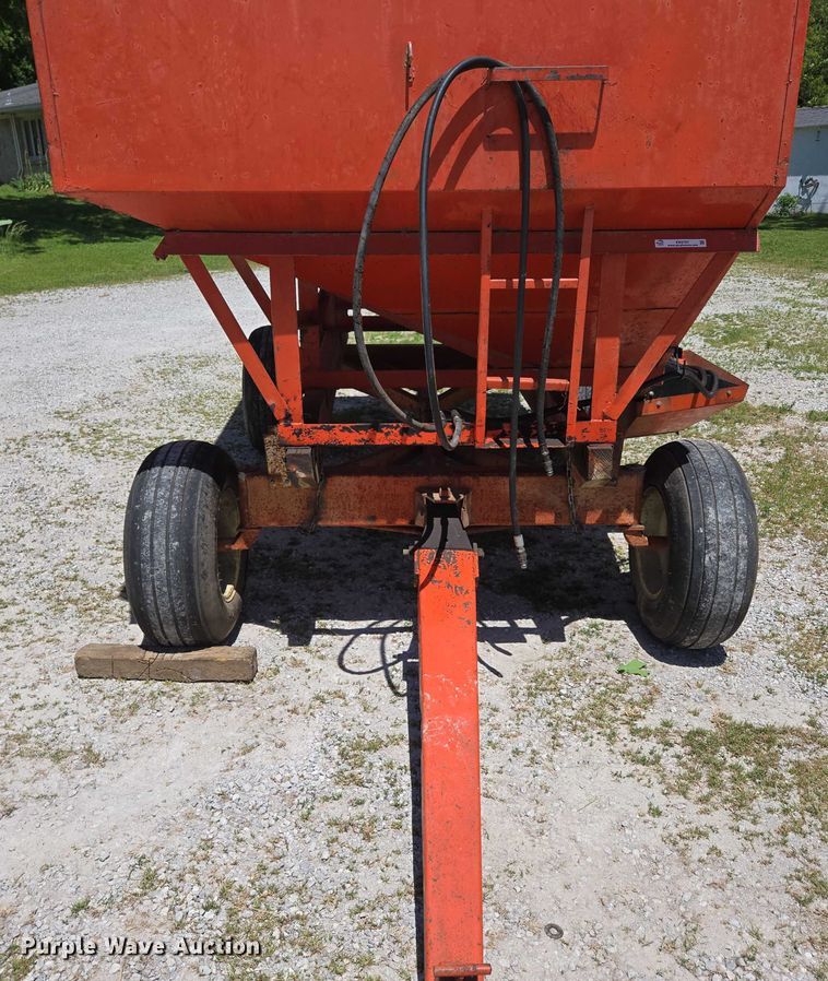 image for item EN3757 Grain cart