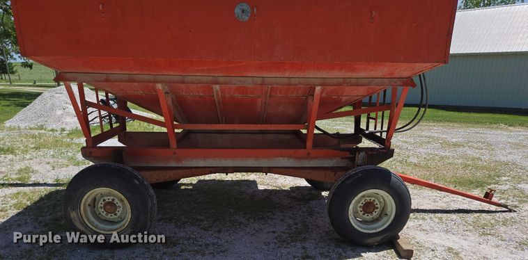 image for item EN3757 Grain cart