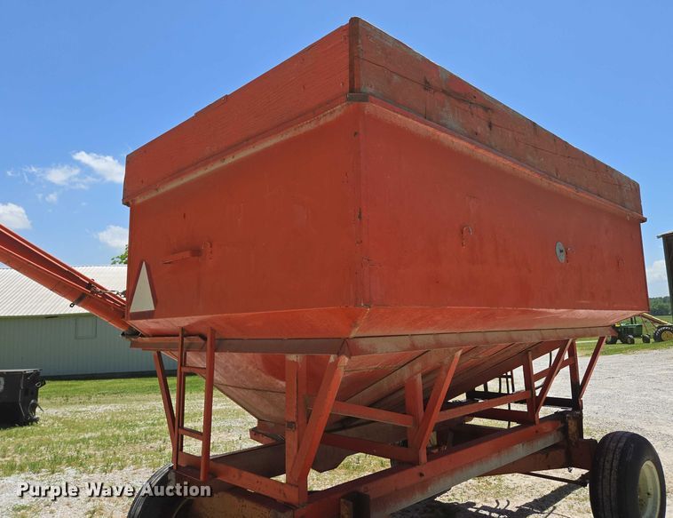 image for item EN3757 Grain cart
