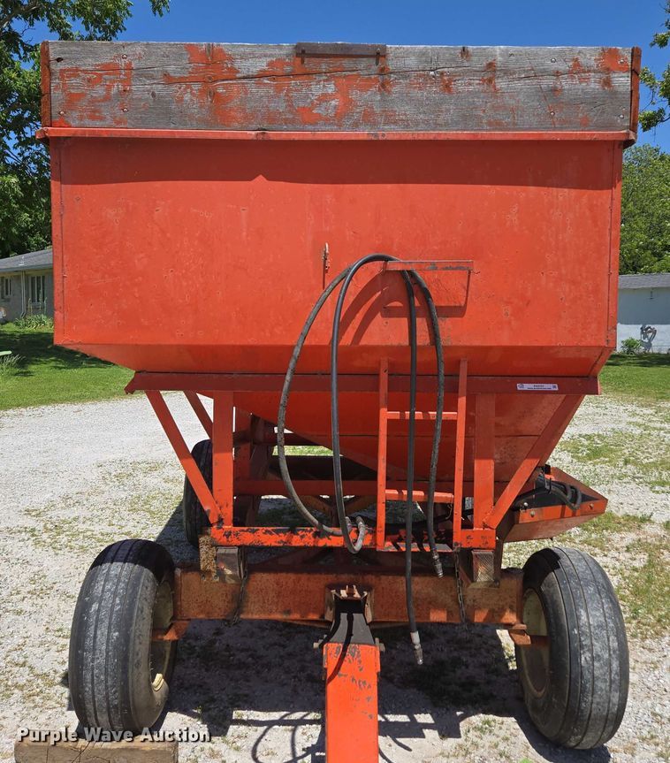 image for item EN3757 Grain cart