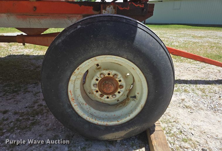 image for item EN3757 Grain cart