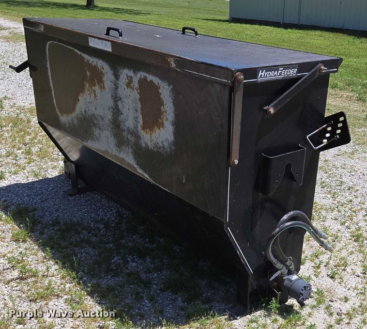 image for item EN3759 Triple C HydraFeeder 1200 cake feeder