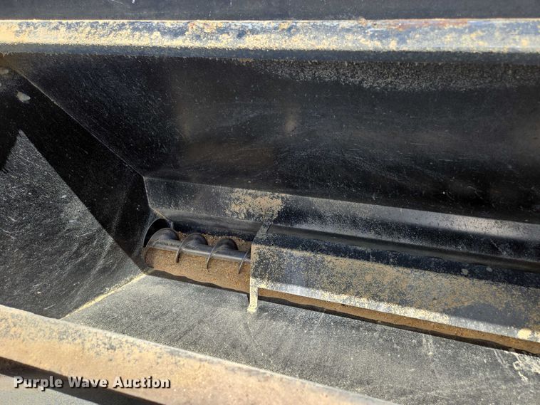 image for item EN3759 Triple C HydraFeeder 1200 cake feeder