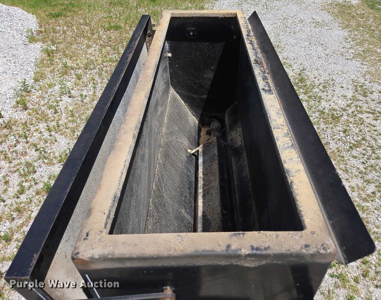 image for item EN3759 Triple C HydraFeeder 1200 cake feeder