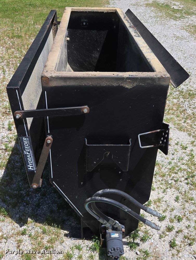 image for item EN3759 Triple C HydraFeeder 1200 cake feeder