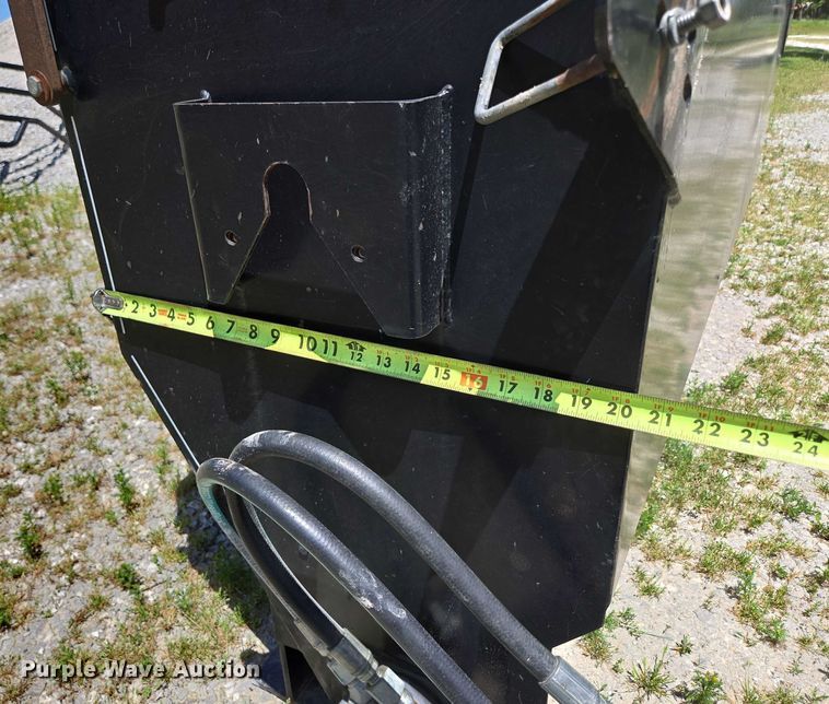 image for item EN3759 Triple C HydraFeeder 1200 cake feeder