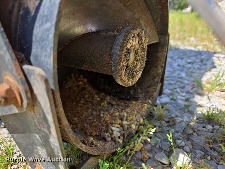 image for item EN3759 Triple C HydraFeeder 1200 cake feeder