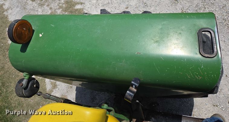 image for item EN3760 1972 John Deere 4320 tractor