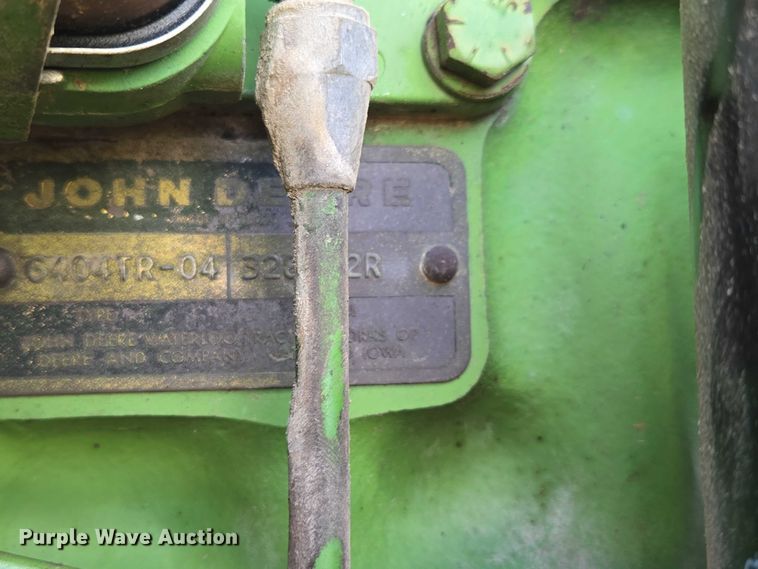 image for item EN3760 1972 John Deere 4320 tractor