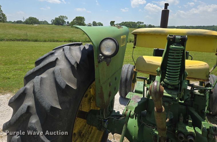 image for item EN3762 1974 John Deere 2030 tractor