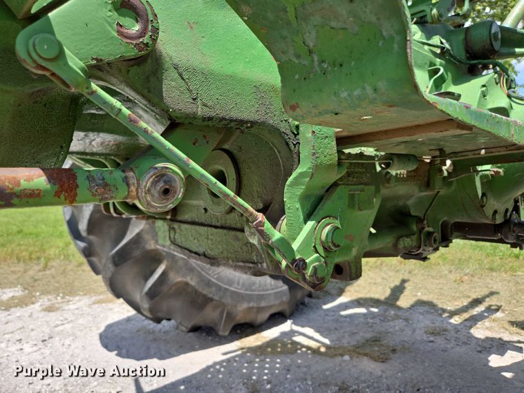 image for item EN3762 1974 John Deere 2030 tractor