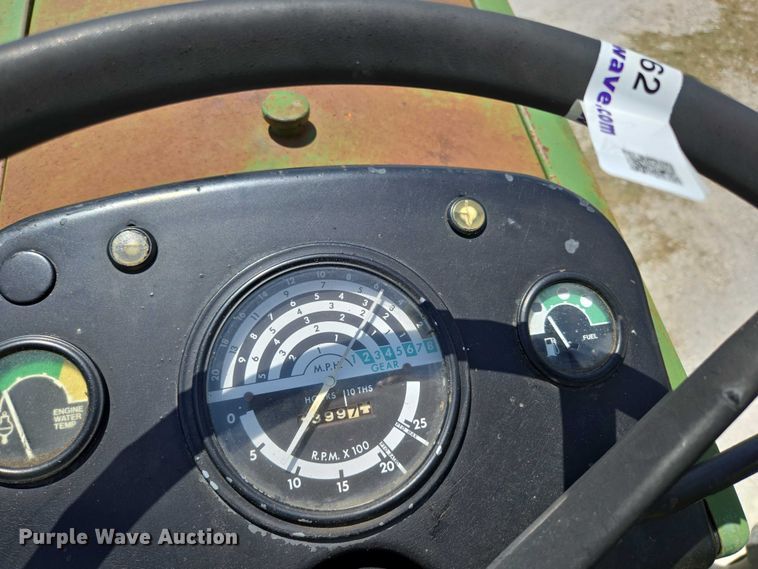 image for item EN3762 1974 John Deere 2030 tractor