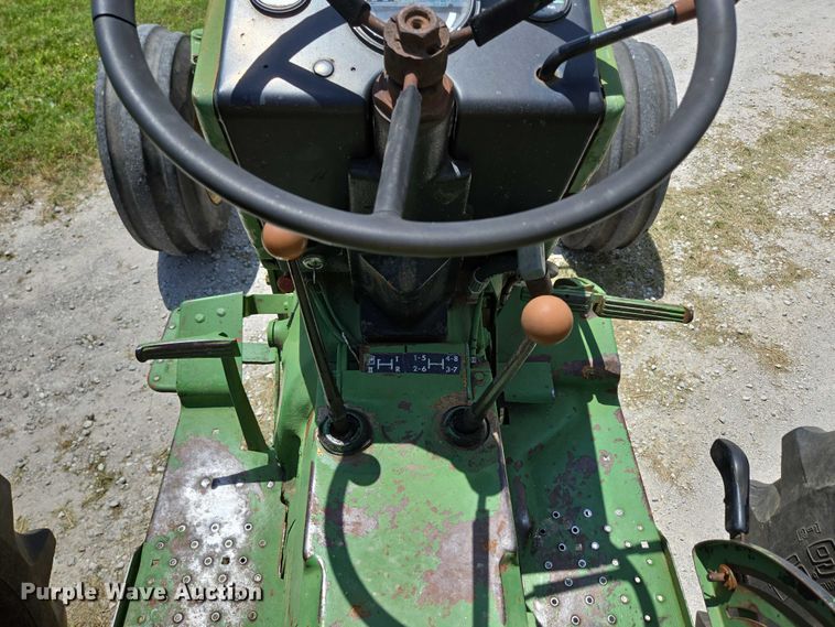 image for item EN3762 1974 John Deere 2030 tractor