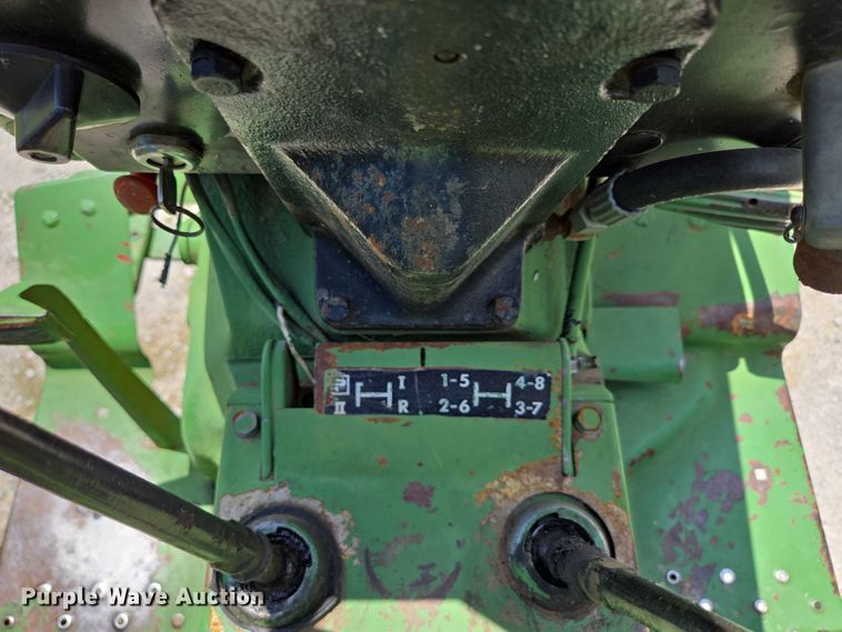 image for item EN3762 1974 John Deere 2030 tractor