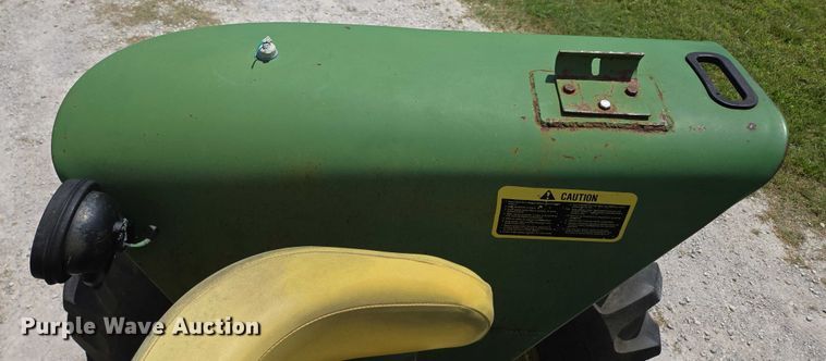 image for item EN3762 1974 John Deere 2030 tractor