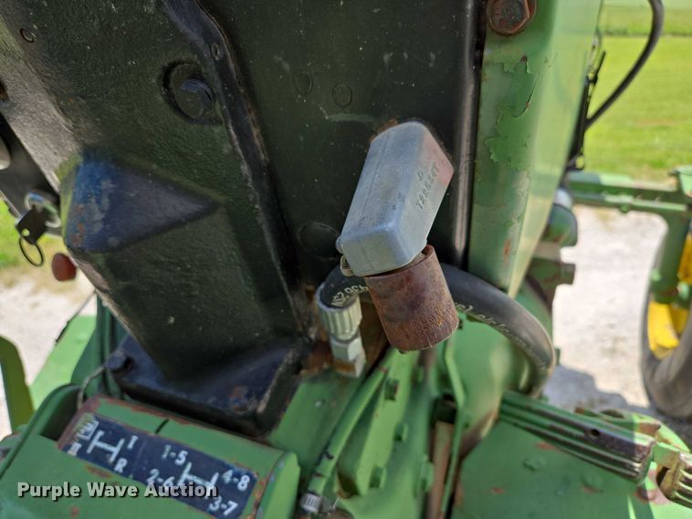 image for item EN3762 1974 John Deere 2030 tractor